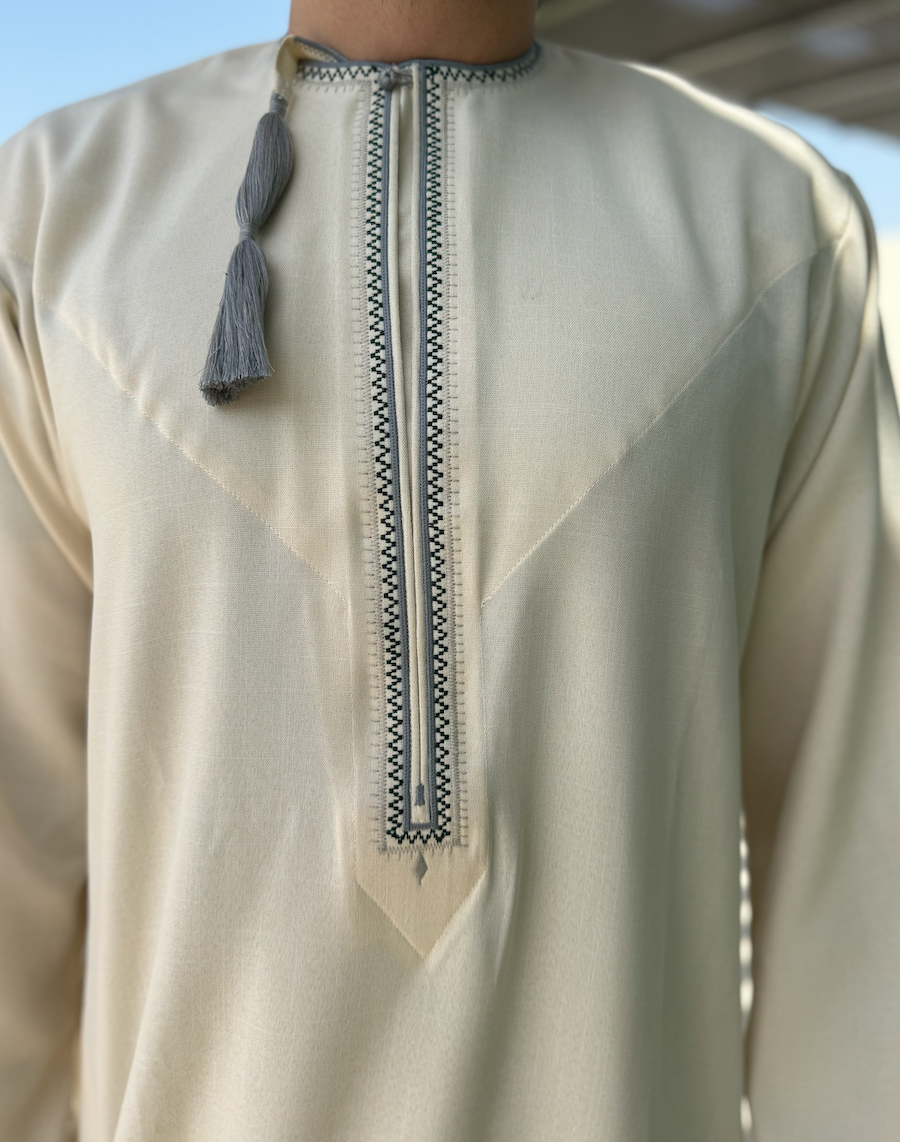 مجد قميص عماني