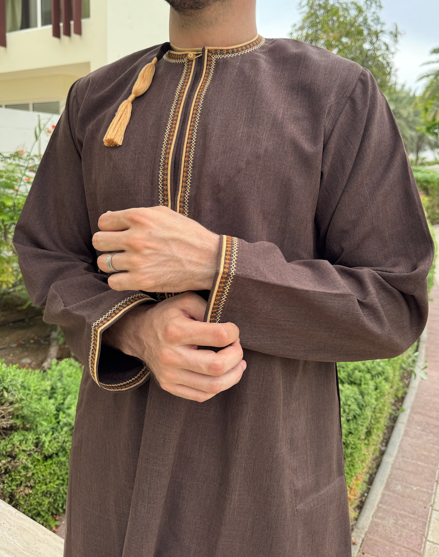 مرجان قميص عماني